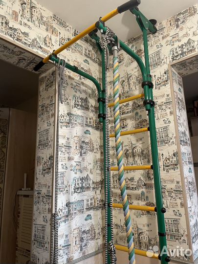 Детская спортивная шведская стенка