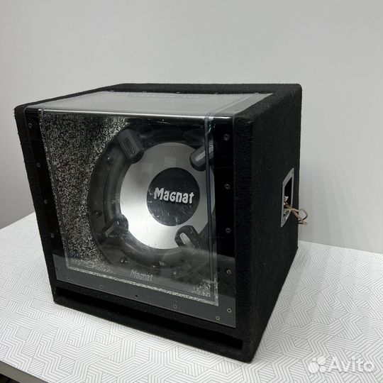 Автомобильный сабвуфер Magnat + усилитель Swat