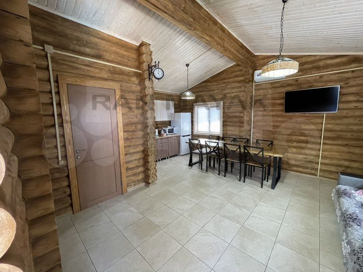 Коттедж 144 м² на участке 10 сот.