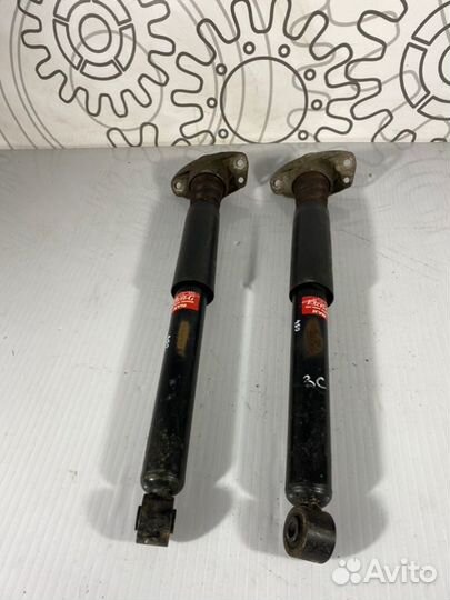 Амортизатор подвески задний Volkswagen Passat B7