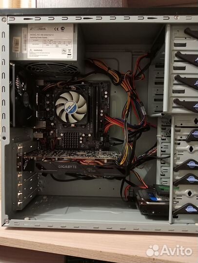 Шустрый Компьютер(AMD-FX4300\RX470-4gb\ssd+hdd)