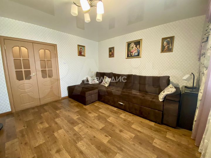 3-к. квартира, 71,3 м², 1/2 эт.