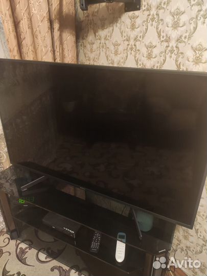 Телевизор SMART tv