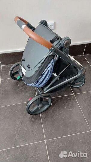 Коляска прогулочная лёгкая, большие колёса, реверс