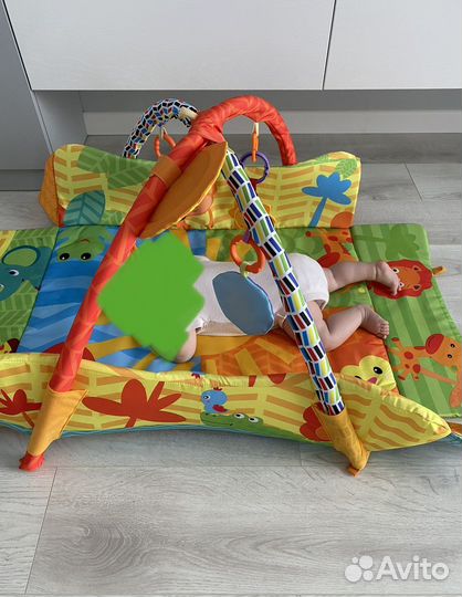 Развивающий коврик