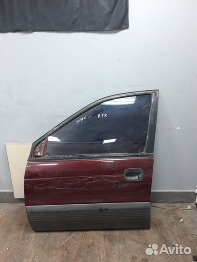 Дверь передняя левая Mitsubishi Rvr N11W 4D68 1993