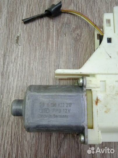 Мотор стеклоподъемника передний левый Ford Focus 2