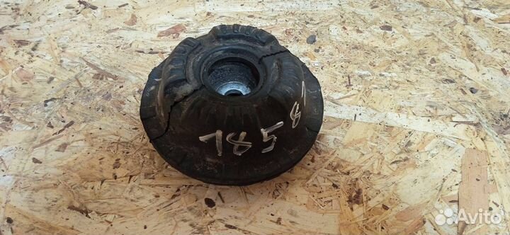 Опора амортизатора верхняя (чашка) Audi A4 B7 2008