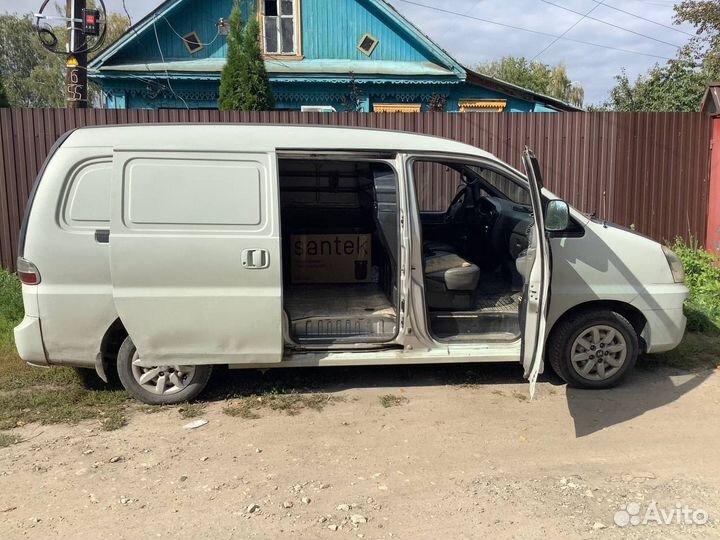 Hyundai Starex 2.5 AT, 2007, 222 000 км