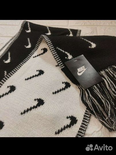 Шарф Nike swoosh