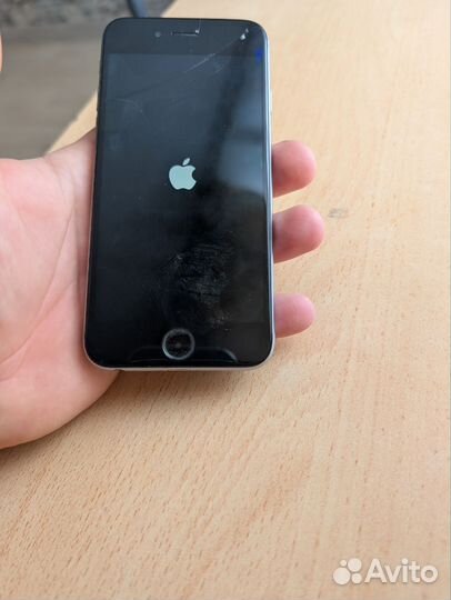 iPhone 7, 32 ГБ