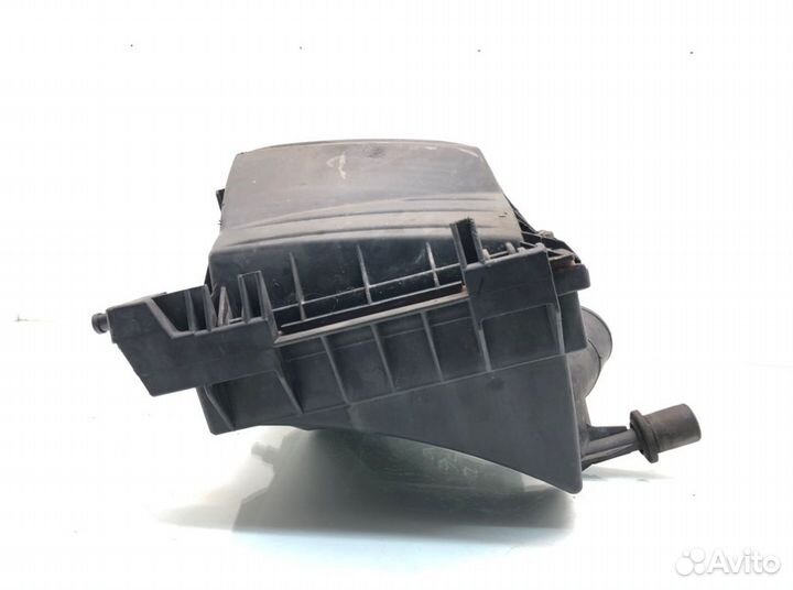 Корпус воздушного фильтра Opel Combo C 1.7 cdti