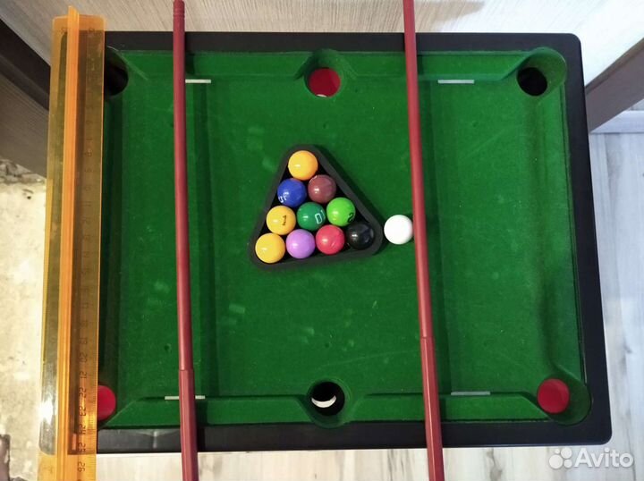 Игрушка бильярдный стол