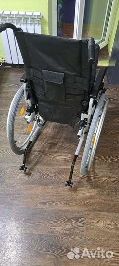 Кресло коляска для инвалидов