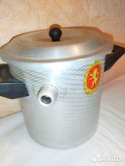 Кастрюля для кипячения молока СССР