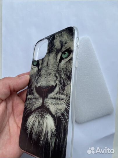 Продам чехол iPhone 11