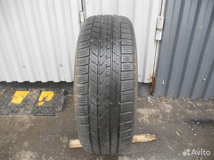 Falken Eurowinter HS-439 215/60 R17 96H