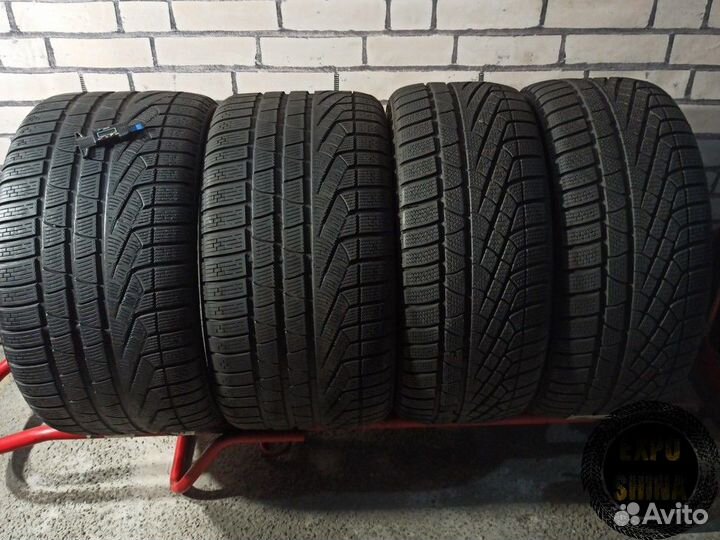 Pirelli Winter Sottozero 240 Serie II 255/35 R20 и 295/30 R20