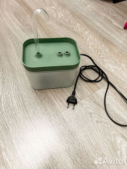 Фонтан поилка для кошек