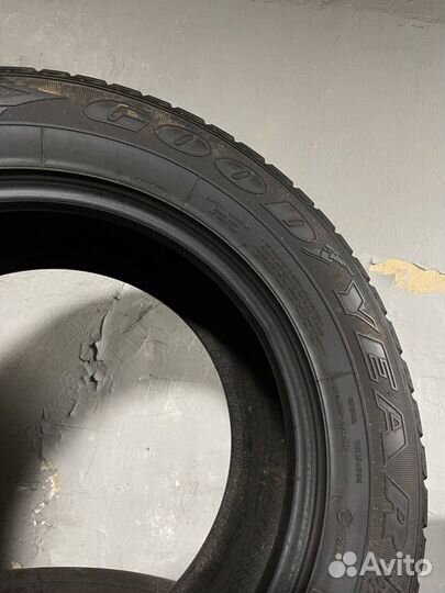 Goodyear UltraGrip SUV 255/60 R17