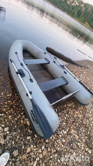 Надувная лодка с мотором 6 л с