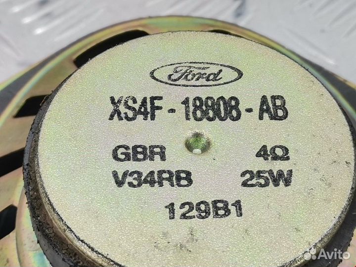 Динамик Ford Focus 2001 1067665