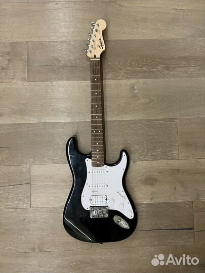 Электрогитара fender squier bullet stratocaster