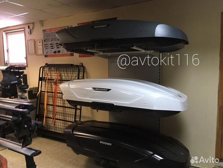 Автобокс Коффер Белый Глянец на Лада Ларгус