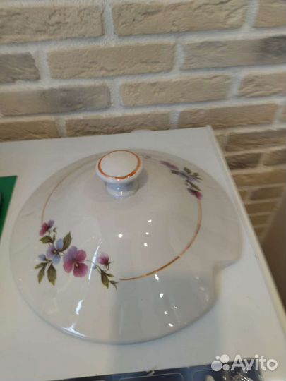 Фарфоровая супница СССР