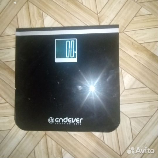 Весы напольные электронные