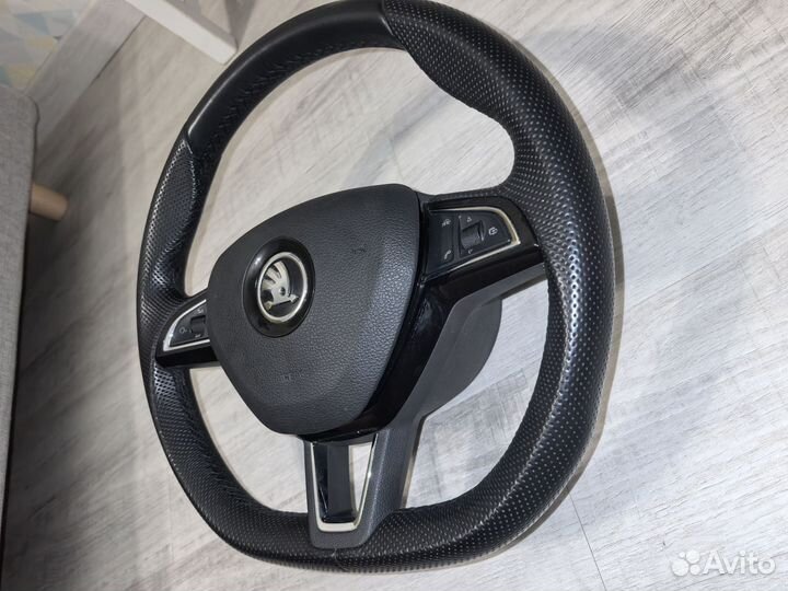 Руль Skoda со скосом