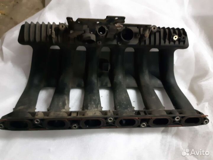 Впускной коллектор BMW M52B25