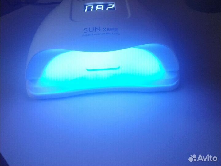 Лампа для сушки ногтей