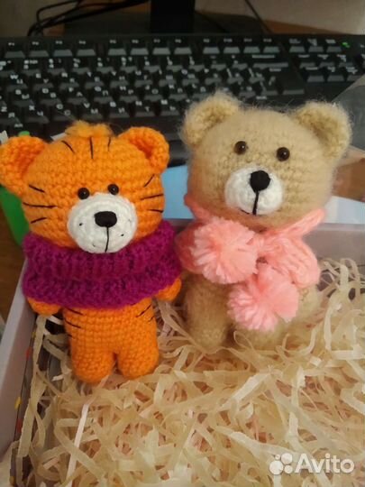 Вязаные игрушки мишка панда тигрёнок