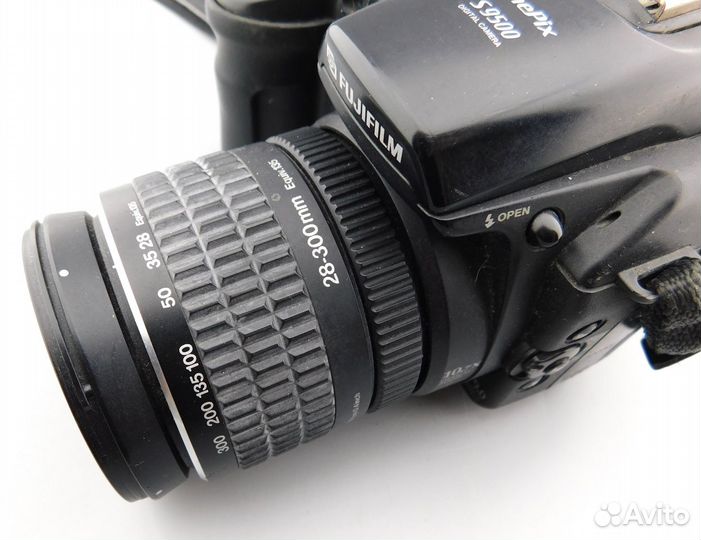 Фотоаппарат Fujifilm FinePix S9500 Япония рабочий