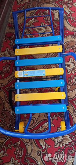 Санки с колесами новые