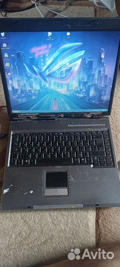 Ноутбук asus