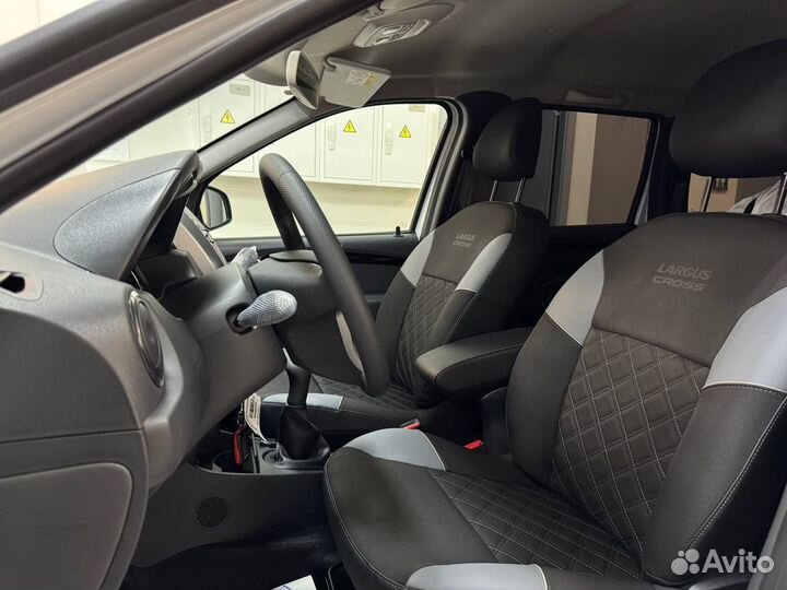 ВАЗ Largus Cross 1.6 МТ, 2024