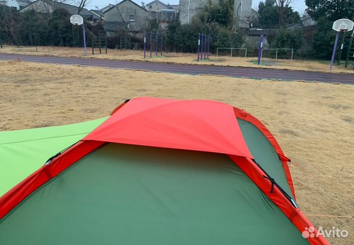 6 местная палатка 2 комнатная, 2 слойная + тамбур