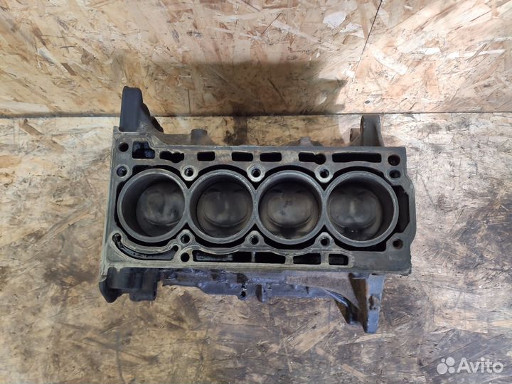 Блок цилиндров Audi A3 8P CAX