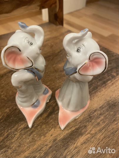 Подарочная статуэтка