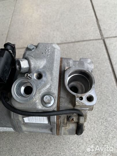 Компрессор кондиционера Volkswagen Touareg 1