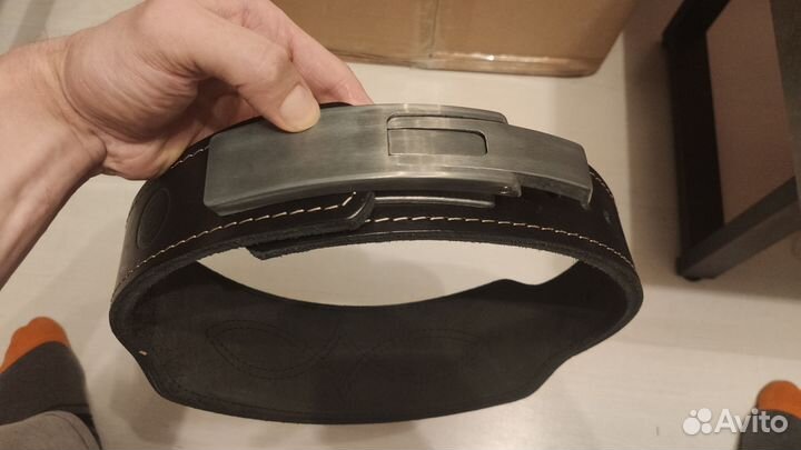 Пояс атлетический с карабином