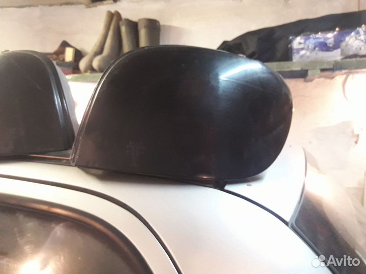 Продам задние стоп сигналы тойота витц