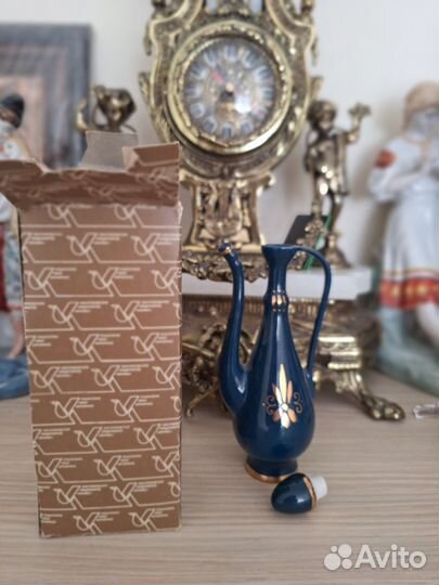 Фарфоровый кувшин винтаж