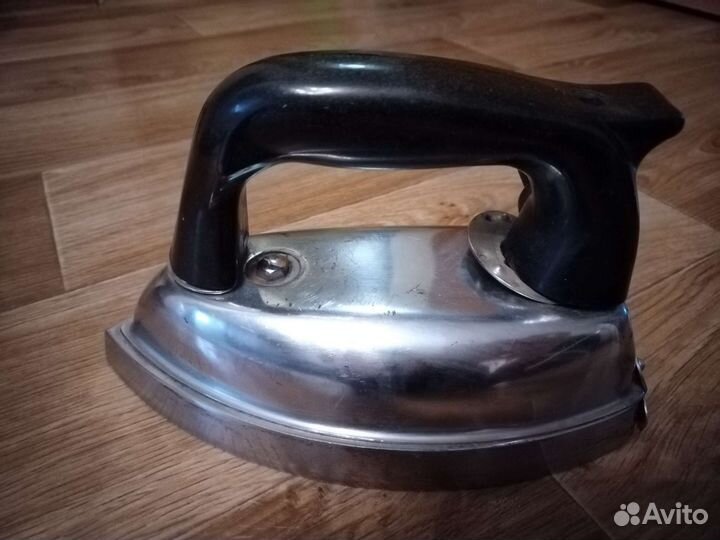Утюг СССР 1953 год