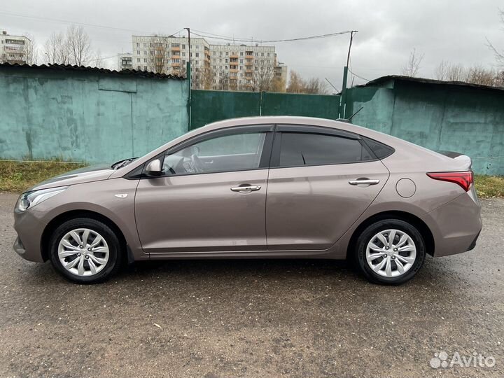 Hyundai Solaris 1.6 AT, 2019, 14 900 км
