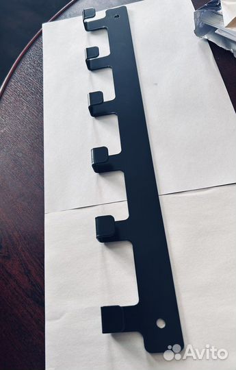 Вешалка настенная