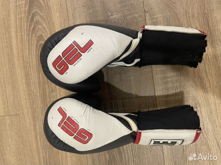 Боксерские перчатки 12 oz