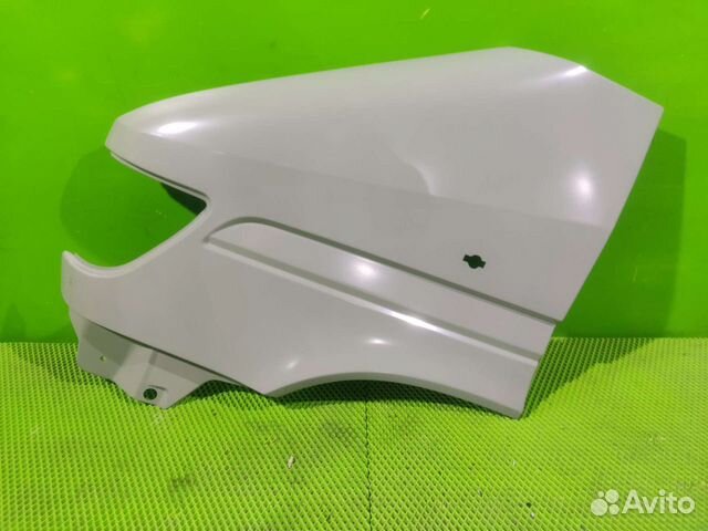 Крыло левое Mercedes Sprinter 310 D